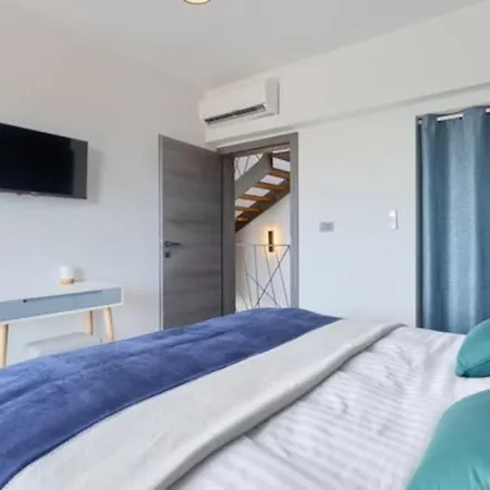 Adria Paradisio Villa Galizana